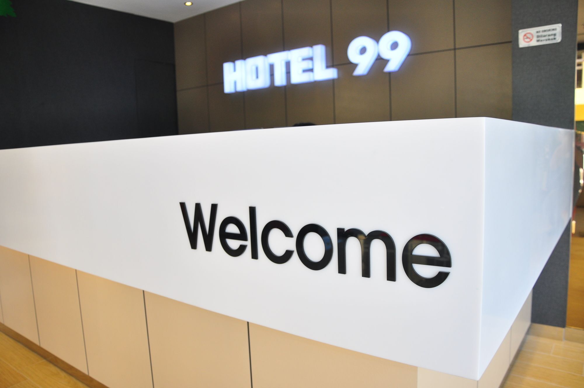 Hotel 99 Kelana Jaya Petaling Jaya Exterior foto
