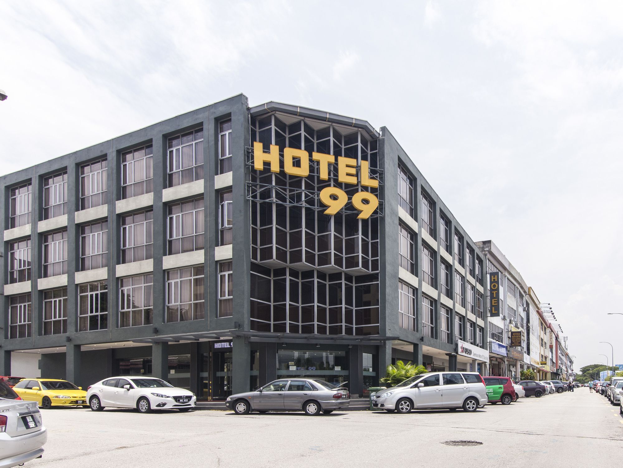 Hotel 99 Kelana Jaya Petaling Jaya Exterior foto